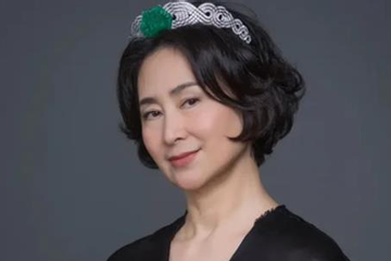Tỉ phú nổi đình đám Hà Siêu Quỳnh tuổi 64 không tái hôn, không sinh thêm con