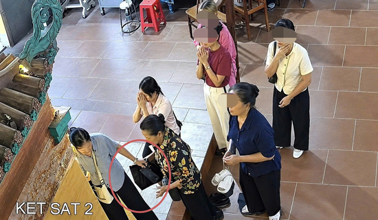 Điều tra vụ hai phụ nữ trà trộn đám đông, dàn cảnh móc túi tại lễ hội ở Bắc Ninh