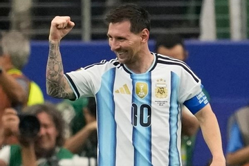 Messi bất ngờ trở lại tuyển Argentina