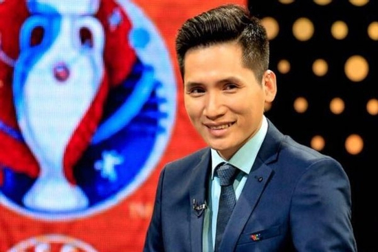 BTV thể thao kỳ cựu VTV gây bão với màn đáp lời MC đám cưới, chỉ 2 câu nói đủ thấy EQ cỡ nào