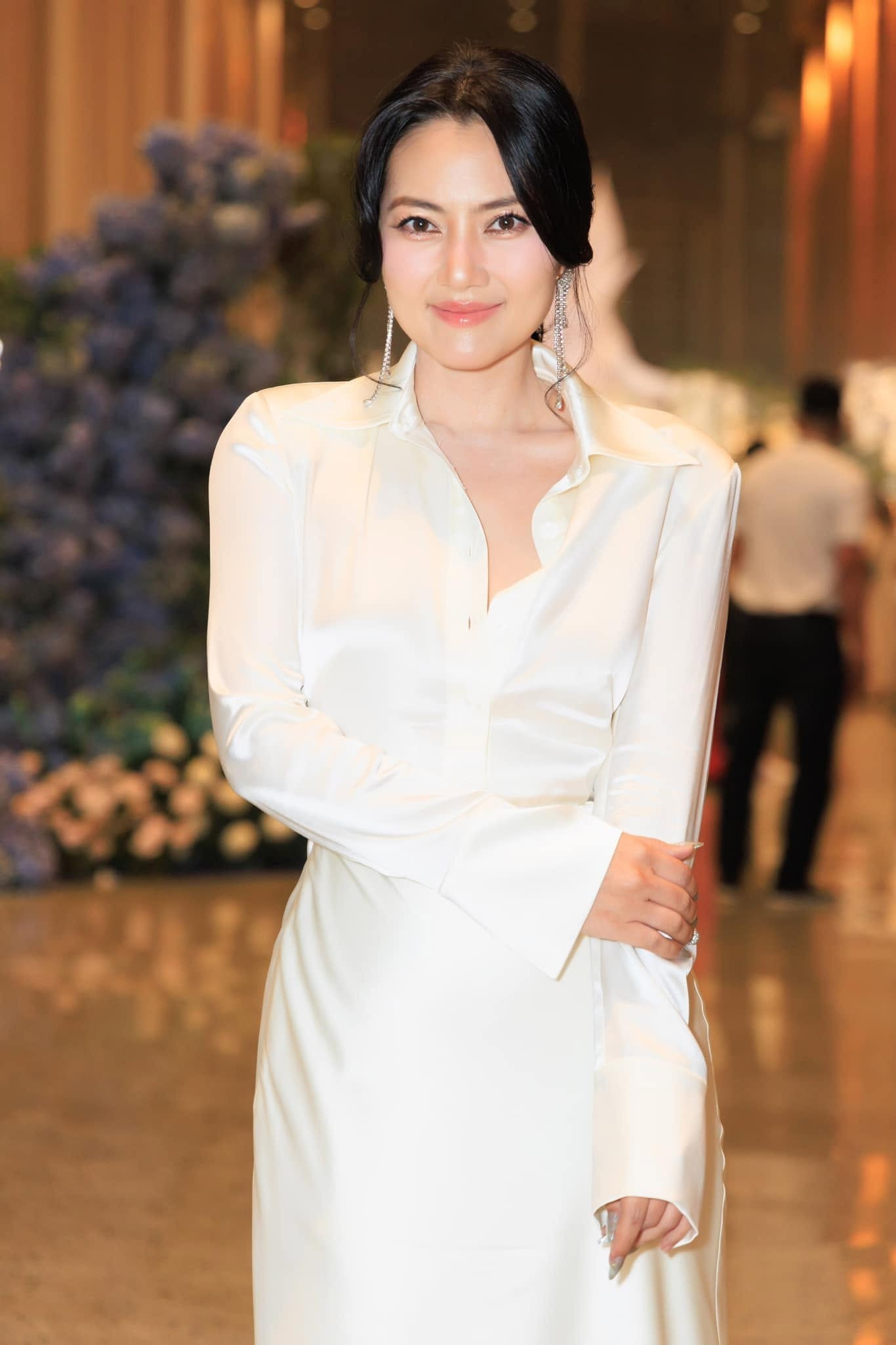 nu-dien-vien-vbiz-3-lan-lam-co-dau-hut-tuyen-bo-giai-nghe-tuoi-39-ly-do-gay-xuc-dong-1-1788939232.jpg