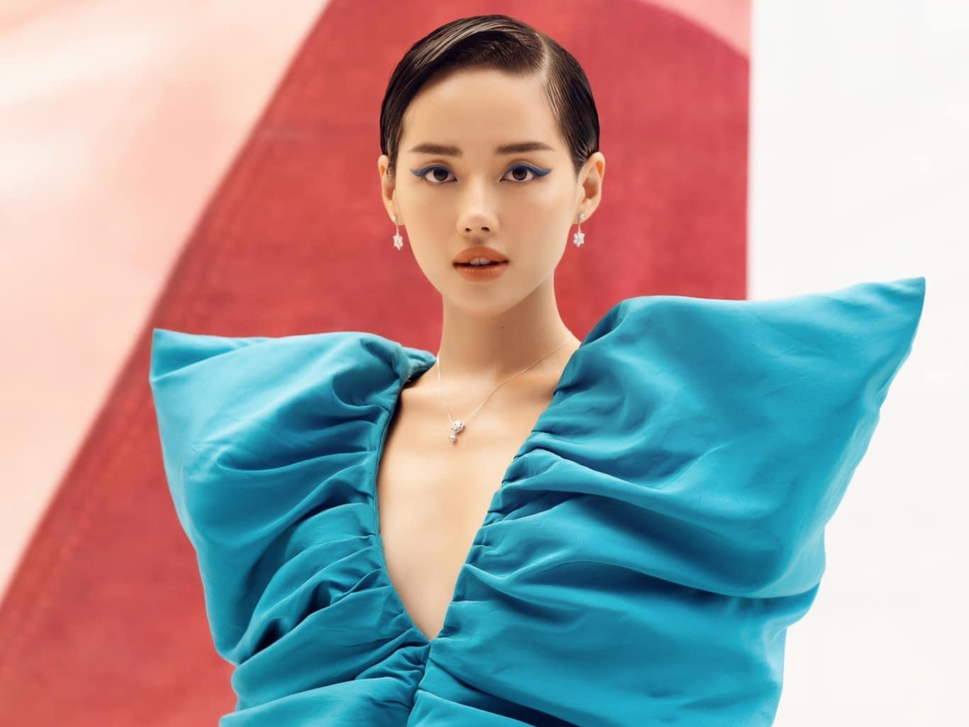 Nữ sinh ngành kế toán lột xác thành fashionista đình đám, được truyền thông quốc tế chú ý插图14 khanh-linh-16-1789976403.png