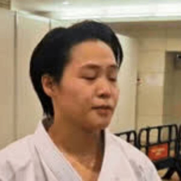 Viral khoảnh khắc VĐV Việt Nam giành HCV Karate ASIAD tự tin nói tiếng Anh trôi chảy trả lời phóng viên quốc tế