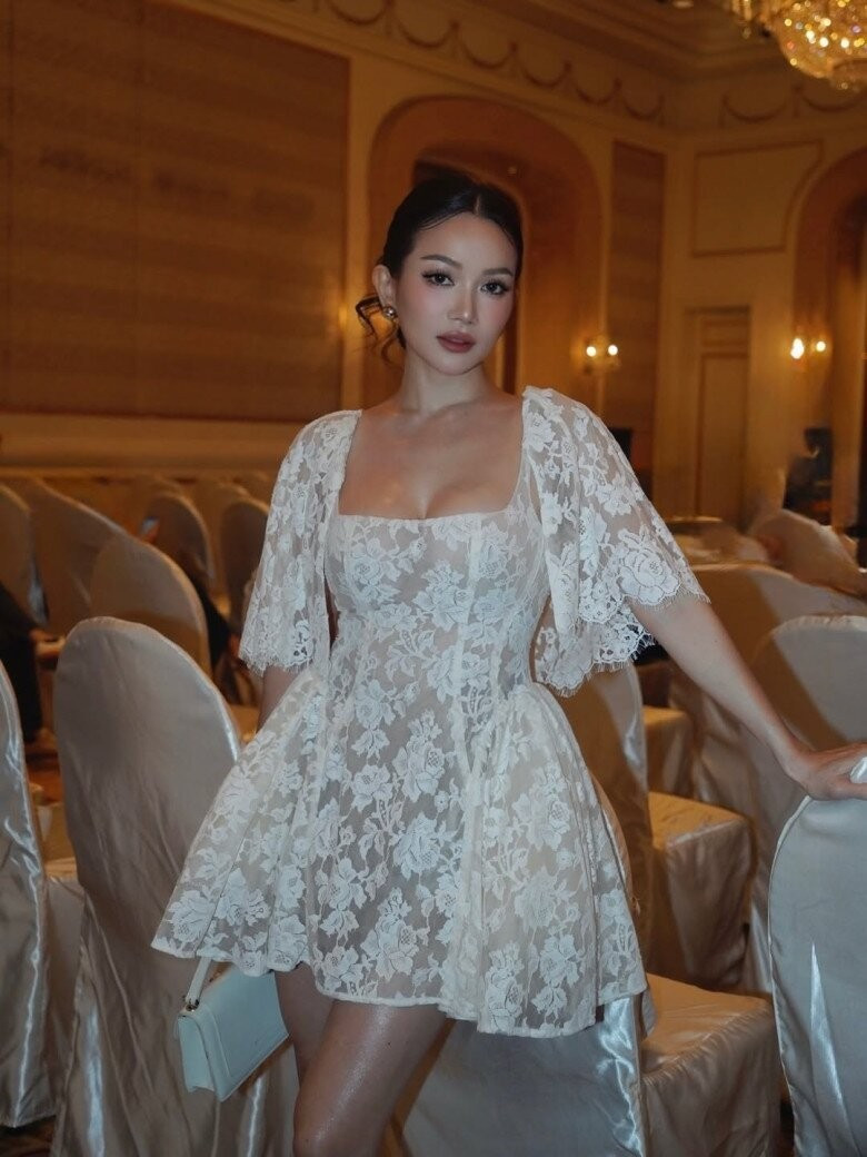my-nhan-sai-thanh-gay-me-voi-gu-mac-o-ep-vong-1-pho-nguc-day-da-khoe-duong-cong-san-chac-48-4-n-1790144843-852-width780height1040-1790310355.jpg