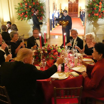 Hơn 130 khách dự quốc yến, 4 cái tên ngồi cùng Tổng thống Donald Trump và Chủ tịch Trung Quốc Tập Cận Bình là ai?