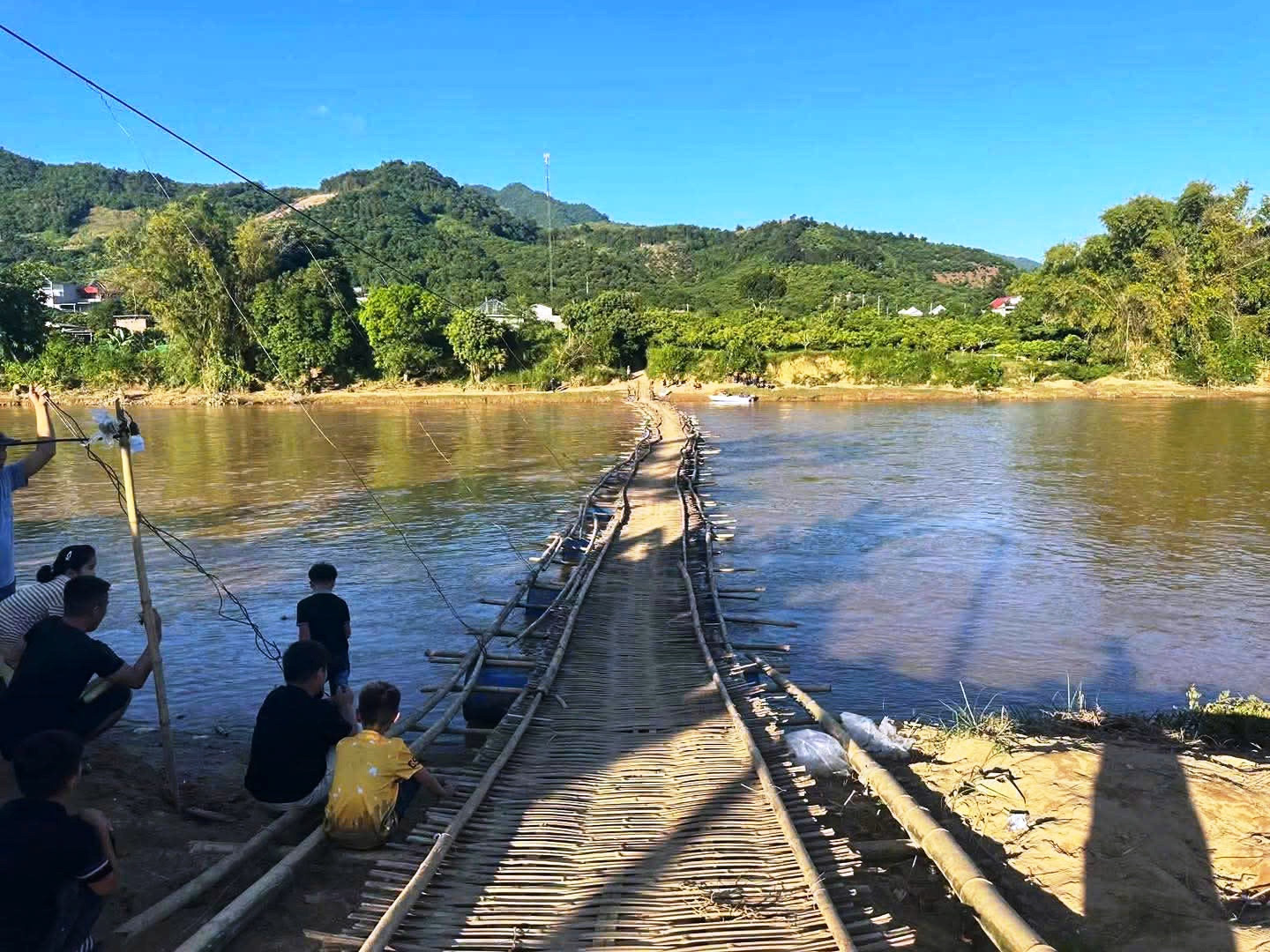 Tìm thấy thi thể nam thanh niên Hà Nội mất tích trên sông Mã tại Lào插图 1790415233883_2202414783523443129_g6778135014107484473_f3dbf815d164b2d43bf0e8252f686439.jpg