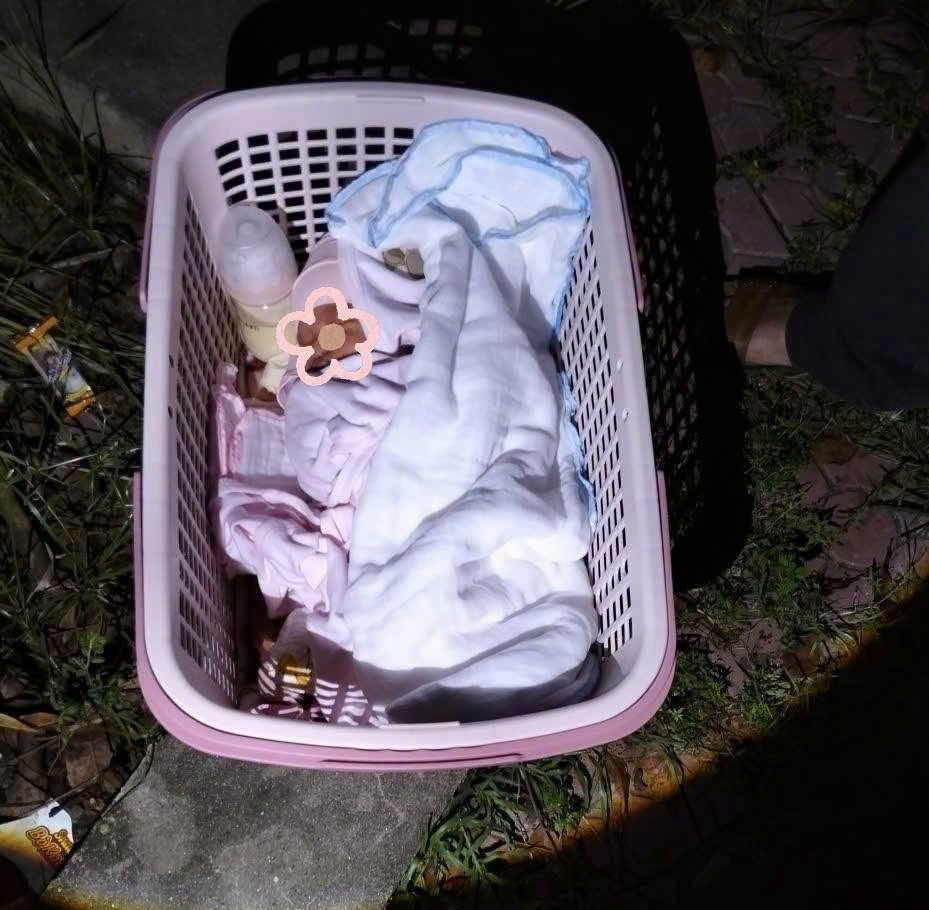 a làn nhựa1.jpg