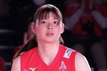 Mỹ nữ bóng chuyền cao 1,84 m bị công kích tại Asiad