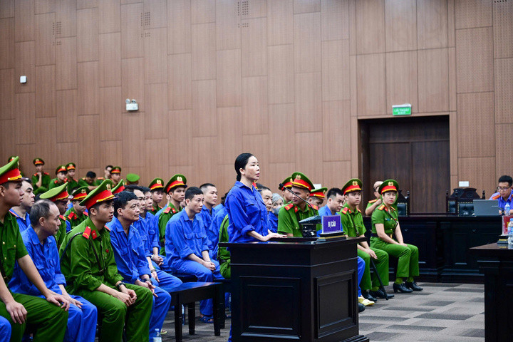 Bị cáo Mai Anh tại toà.