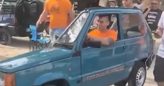 Cận cảnh ô tô 