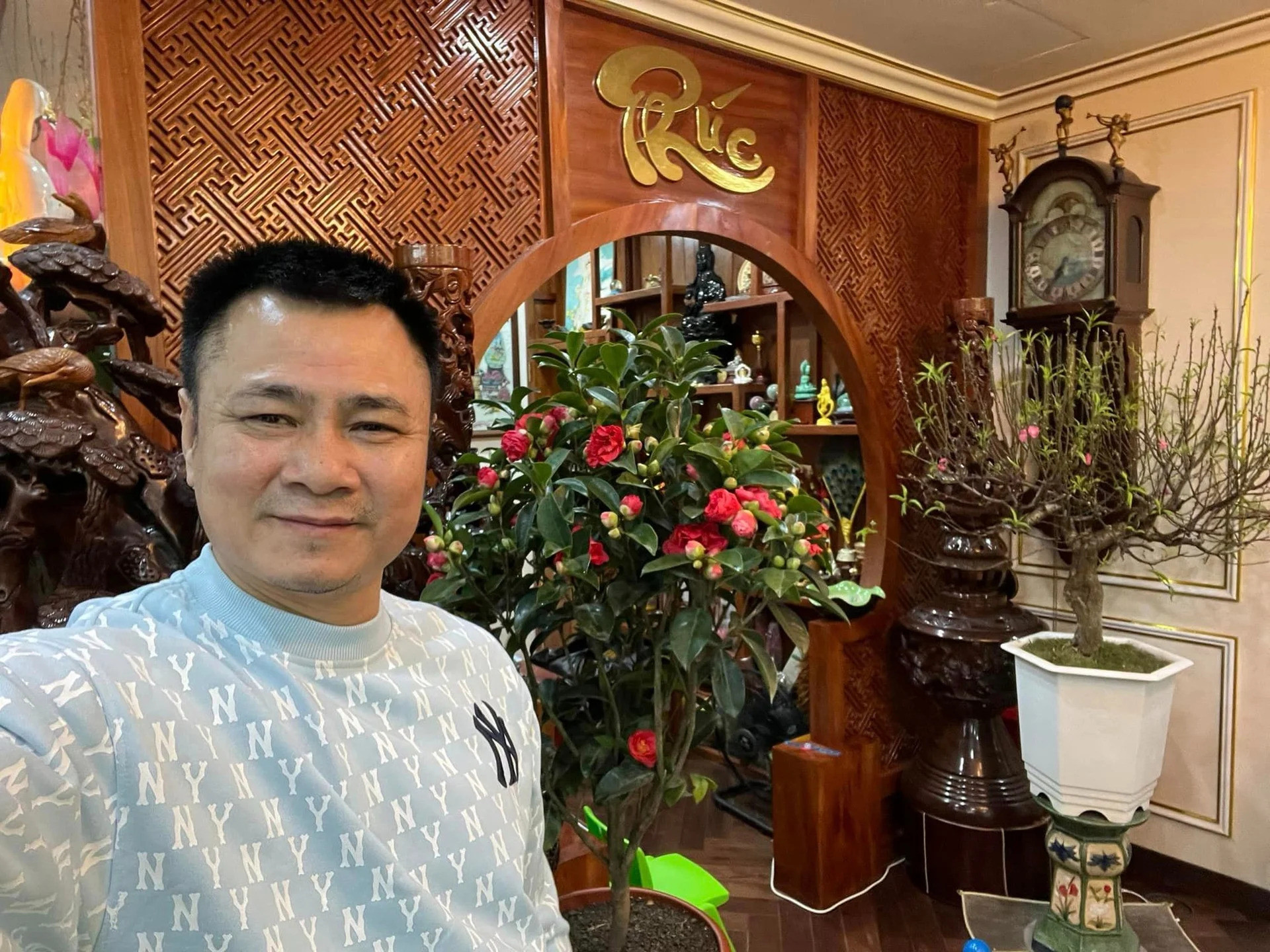 nsnd tu long tung lam lo xe phu ho 13 1610