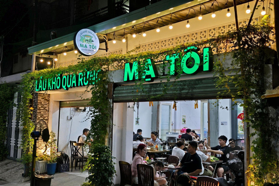 Mạ Tôi tiên phong đưa lẩu khổ qua rừng đến gần thực khách