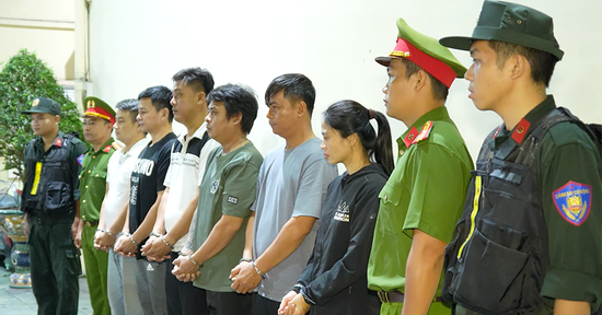 Bắt băng nhóm đòi nợ thuê núp bóng Công ty Công Danh ở TPHCM