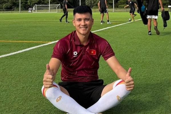 Công Vinh sang Nhật Bản, cuộc sống hiện tại gây chú ý