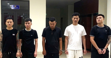 Hàng trăm người sập bẫy đường dây giả danh 'Huấn Hoa Hồng' cho vay tiền