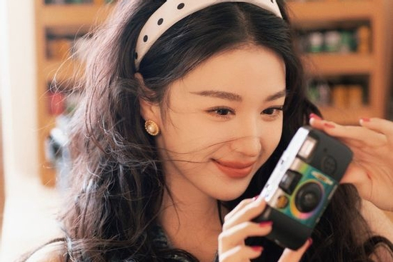 Trúng số độc đắc đúng ngày 6/9/2026, 3 con giáp 'gánh vàng, gánh bạc' về đầy nhà, công việc 'xuôi chèo mát mái', vận may giăng lối