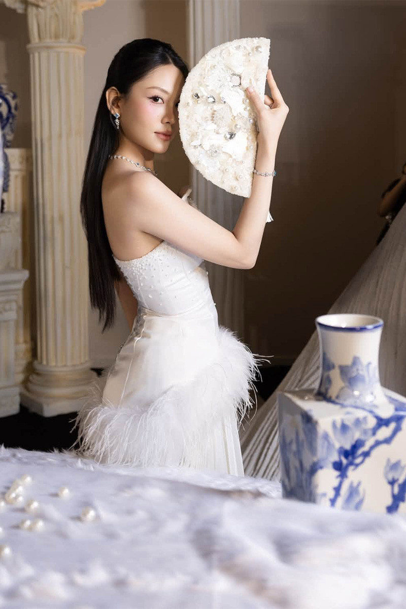 https://static-images.vnncdn.net/vps_images_publish/000001/000003/2026/9/5/mai-phuong-02-240.jpg