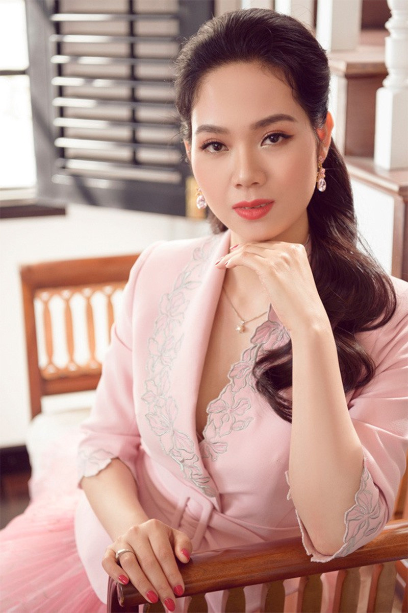 https://static-images.vnncdn.net/vps_images_publish/000001/000003/2026/9/5/mai-phuong-05-241.jpg
