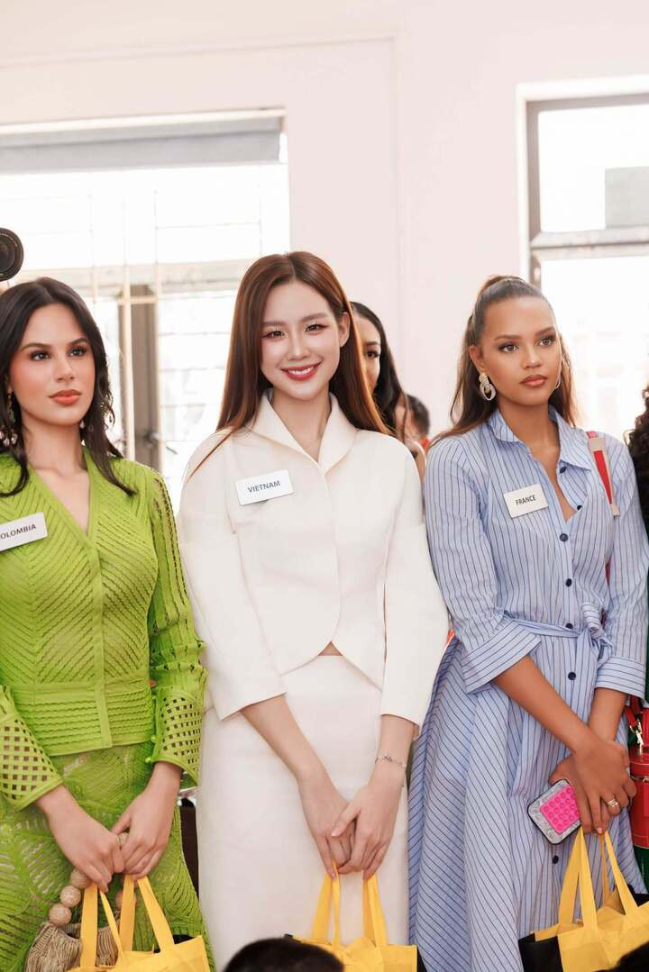 Là đại diện nước chủ nhà, cô ghi dấu ấn nhờ phong thái tự tin và sự chuẩn bị kỹ lưỡng ngay từ những ngày đầu. Lợi thế chiều cao 1m86 cũng giúp nàng hậu nổi bật trong từng khung hình.
