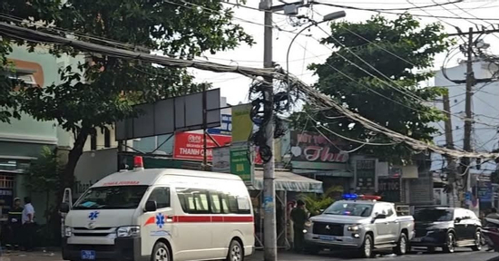 Cháy khách sạn ở TPHCM, 2 khách thuê phòng tử vong