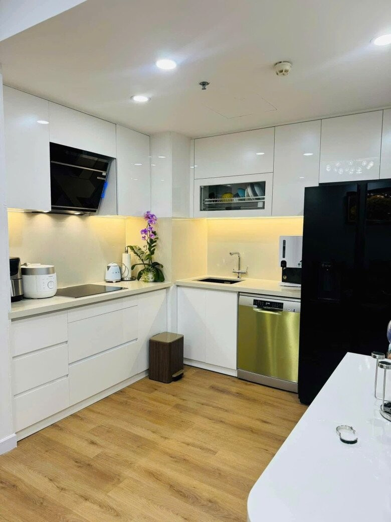 9-1788519522.jpg