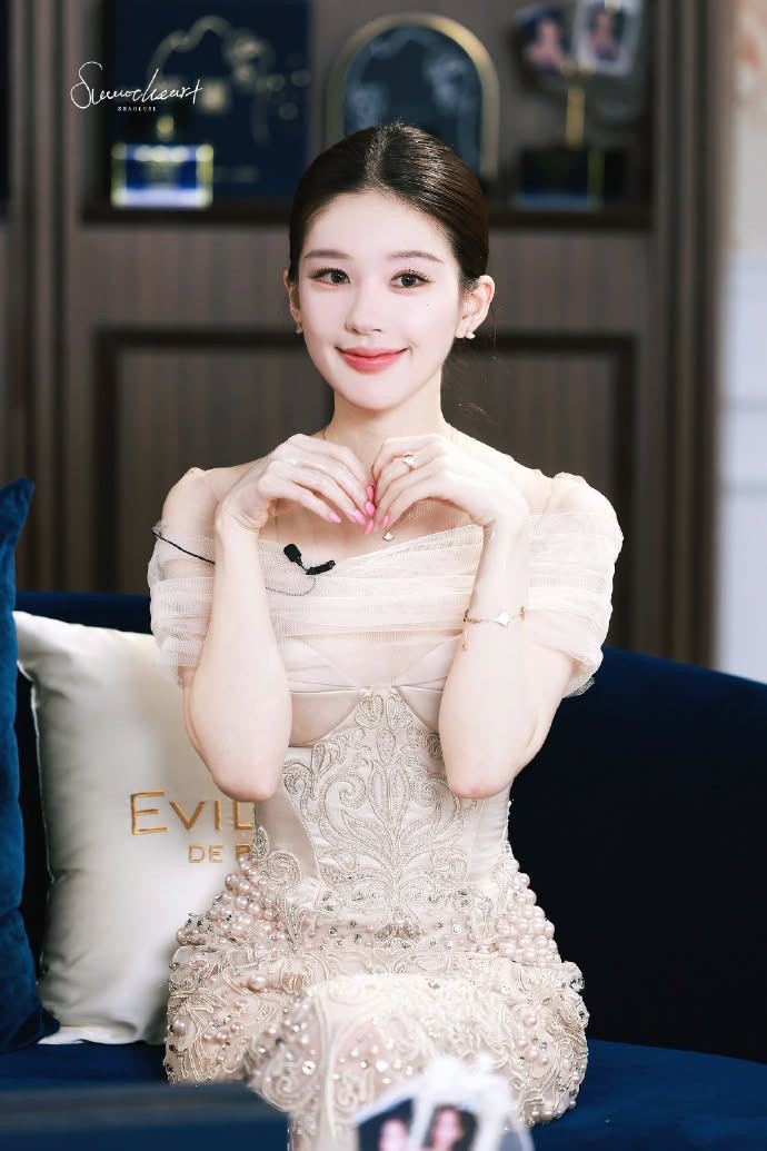 Đường đua phim Hoa ngữ tháng 9/2026: Triệu Lộ Tư, Địch Lệ Nhiệt Ba cùng nhập cuộc - Ảnh 1